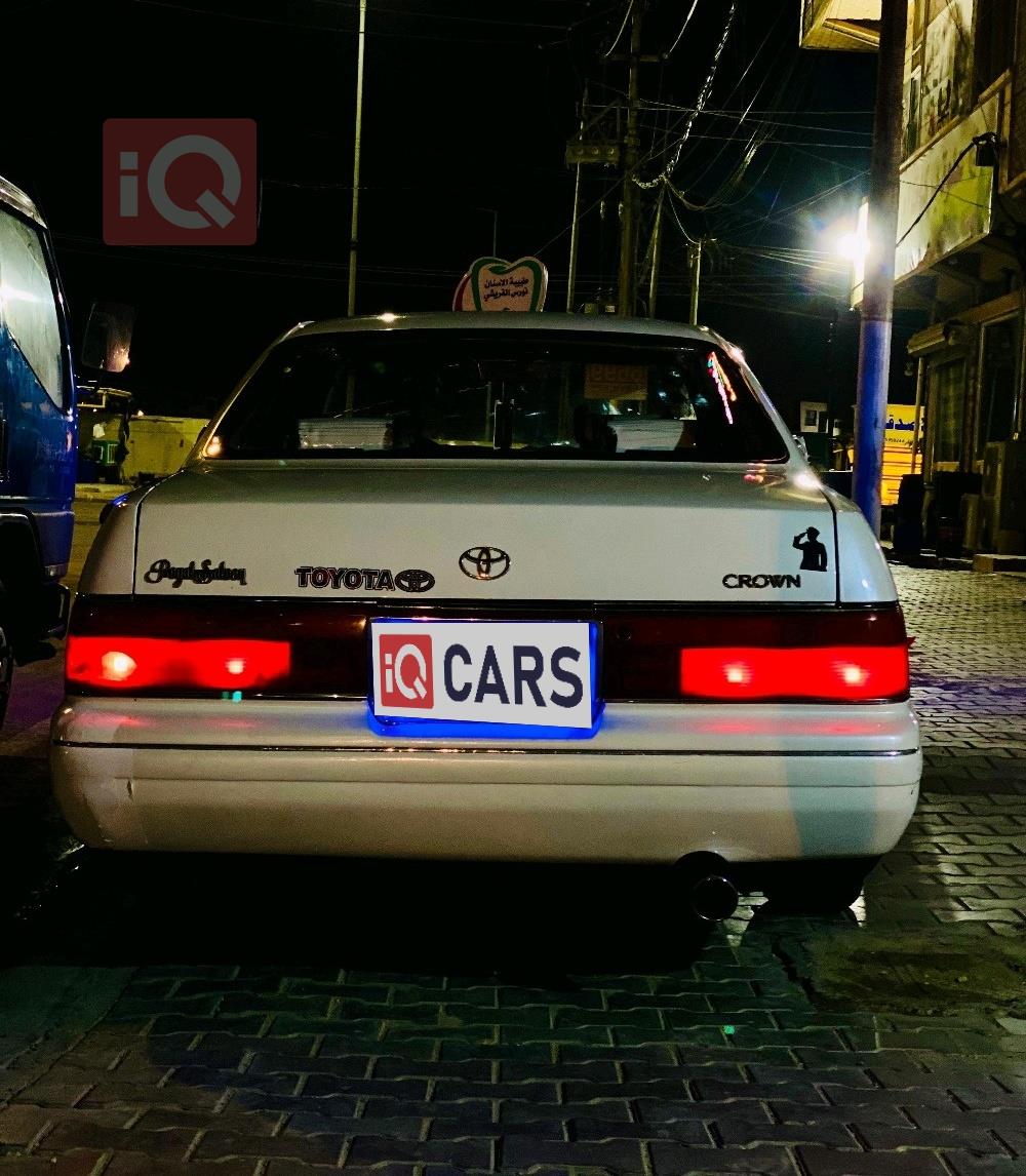 تويوتا كراون